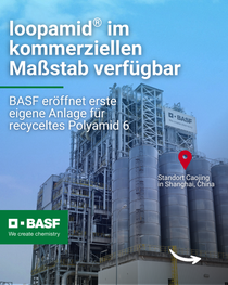 Große Industrieanlage mit Rohrsystemen und Türmen, daneben Text über die Inbetriebnahme von BASFs erster Anlage für recyceltes Polyamid 6. Große Industrieanlage mit Rohrsystemen und Türmen, daneben Text über die Inbetriebnahme von BASFs erster Anlage für recyceltes Polyamid 6.