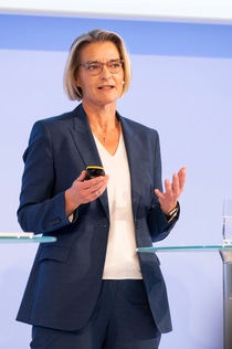 Dr. Katja Scharpwinkel, Member of the Board of Executive Directors Dr. Katja Scharpwinkel, Member of the Board of Executive Directors