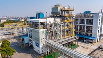 BASF marks 20 years of ester base stock production at its Jinshan site in Shanghai
Photo: BASF BASF marks 20 years of ester base stock production at its Jinshan site in Shanghai
Photo: BASF