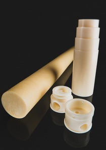 The BASF polyphthalamide Ultramid® Advanced N5H UN is used by the plastics company GEHR, Mannheim, Germany to produce extruded stock shapes with a diameter of 50 millimeters. This makes it suitable for extruding pre-fabricated components, small assemblies and parts in the automotive industry and in mechanical engineering. The BASF polyphthalamide Ultramid® Advanced N5H UN is used by the plastics company GEHR, Mannheim, Germany to produce extruded stock shapes with a diameter of 50 millimeters. This makes it suitable for extruding pre-fabricated components, small assemblies and parts in the automotive industry and in mechanical engineering.