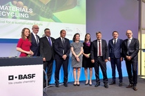 „Battery Materials meets Recycling“ on June 29, 2023 at BASF in Schwarzheide, Germany. From left to right: Susanne Schöne, moderator, Dr. Dietmar Woidke, Minister President of the State of Brandenburg, Maroš Šefčovič, European Commission Vice-President for Inter-institutional Relations and Foresight, Dr. Martin Brudermüller, Chairman of the Board of Executive Directors of BASF SE, Lydie Derebreu, Senior Vice President Strategic Development Battery Materials and Catalysts, BASF SE, Carmen Dörsch, Vice President Business Management Europe & Global Sales Battery Materials, BASF SE, Dr. Robert Habeck, Federal Minister for Economic Affairs and Climate Action, Jürgen Fuchs, Managing Director of BASF Schwarzheide GmbH, Dr. Peter Schuhmacher, President Battery Materials and Recycling and Catalysts division „Battery Materials meets Recycling“ on June 29, 2023 at BASF in Schwarzheide, Germany. From left to right: Susanne Schöne, moderator, Dr. Dietmar Woidke, Minister President of the State of Brandenburg, Maroš Šefčovič, European Commission Vice-President for Inter-institutional Relations and Foresight, Dr. Martin Brudermüller, Chairman of the Board of Executive Directors of BASF SE, Lydie Derebreu, Senior Vice President Strategic Development Battery Materials and Catalysts, BASF SE, Carmen Dörsch, Vice President Business Management Europe & Global Sales Battery Materials, BASF SE, Dr. Robert Habeck, Federal Minister for Economic Affairs and Climate Action, Jürgen Fuchs, Managing Director of BASF Schwarzheide GmbH, Dr. Peter Schuhmacher, President Battery Materials and Recycling and Catalysts division