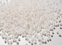 The BASF biopolymer ecoflex® was introduced into the market in 1998 and is certified compostable in accordance with DIN EN 13432 and ASTM D6400. It is used as a blend with other renewable raw materials to compound ecovio®, BASF’s certified compostable biopolymer. Photo: BASF 2020 The BASF biopolymer ecoflex® was introduced into the market in 1998 and is certified compostable in accordance with DIN EN 13432 and ASTM D6400. It is used as a blend with other renewable raw materials to compound ecovio®, BASF’s certified compostable biopolymer. Photo: BASF 2020