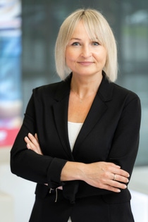 06672_2021 D 105 Porträt 3 Personen 06672_2021 D 105 Porträt 3 Personen