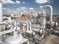 Die Citral-Anlage auf dem Werksgelände der BASF in Ludwigshafen liefert den Schlüsselbaustein der BASF-Feinchemie: Citral ist Ausgangsstoff für die Vitamine A und E, Carotinoide sowie verschiedene Aromachemikalien.                 Abdruck honorarfrei. Copyright by BASF.
The citral plant at BASF's site in Ludwigshafen provides the key building block for BASF's fine chemicals: Citral is a starting material for vitamins A and E as well as for carotenoids and a variety of aroma chemicals.                Print free of charge. Copyright by BASF.
 Die Citral-Anlage auf dem Werksgelände der BASF in Ludwigshafen liefert den Schlüsselbaustein der BASF-Feinchemie: Citral ist Ausgangsstoff für die Vitamine A und E, Carotinoide sowie verschiedene Aromachemikalien.                 Abdruck honorarfrei. Copyright by BASF.
The citral plant at BASF's site in Ludwigshafen provides the key building block for BASF's fine chemicals: Citral is a starting material for vitamins A and E as well as for carotenoids and a variety of aroma chemicals.                Print free of charge. Copyright by BASF.